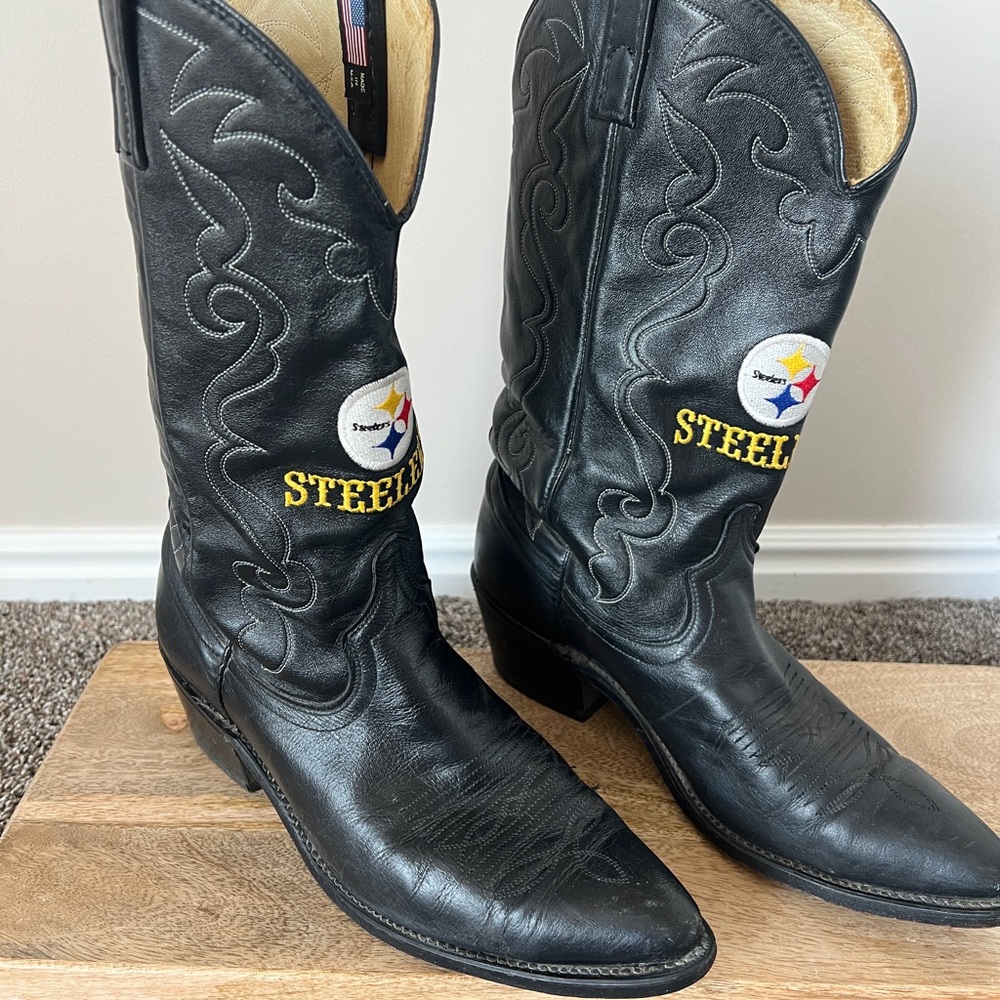 vintage ACME Pittsburg Steelers cowboy boots size 9